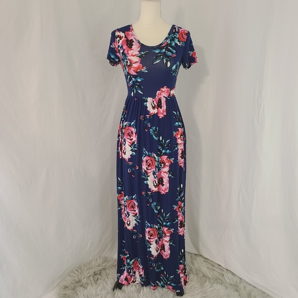 Viishow Boutique Navy Floral Short Sleeve Maxi Dress Size XS